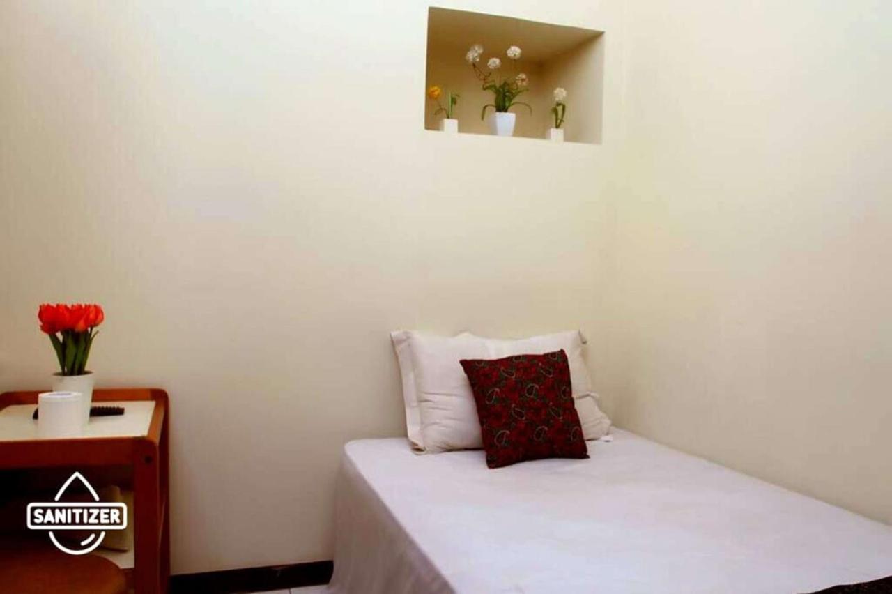 Bantal Guling Trans Hotell Bandung Eksteriør bilde